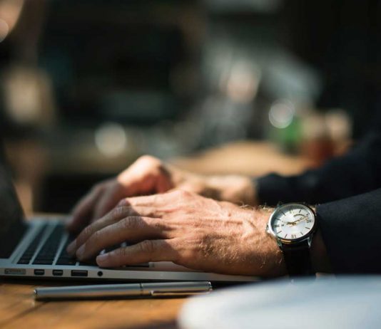 Top 5 Most Visited Iranian Websites - August 2017